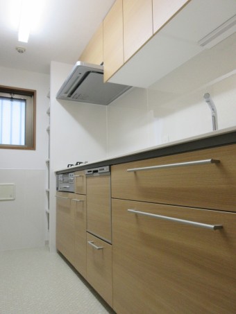 TOTOの水廻り設備で明るく使いやすい水廻りに TOTOの水廻り設備で明るく使いやすい水廻りに